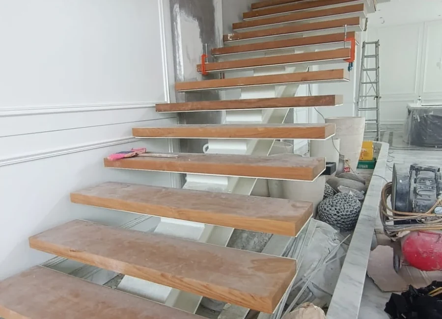 Tangga / Staircase Arbore